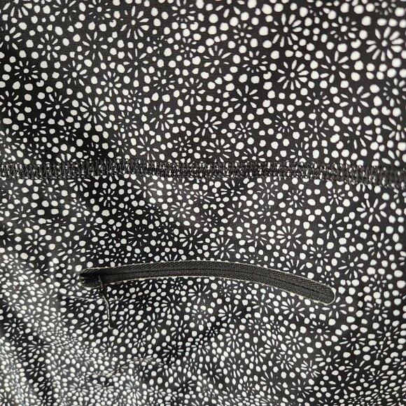 Lululemon Freckle Flower Aquelo UPF 50+ Suns Out Rash Guard - Picture 4 of 5